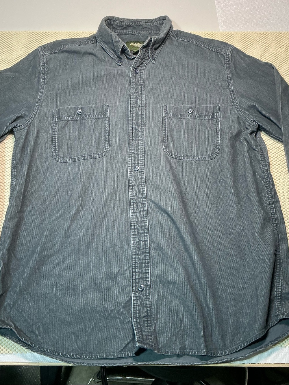 Eddie Bauer Men’s Tall L Gray Corduroy Button Up Shirt Long Sleeve 100% Cotton